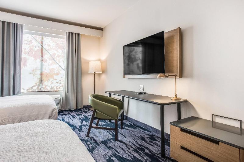 Fairfield Inn & Suites by Marriott Rolla image