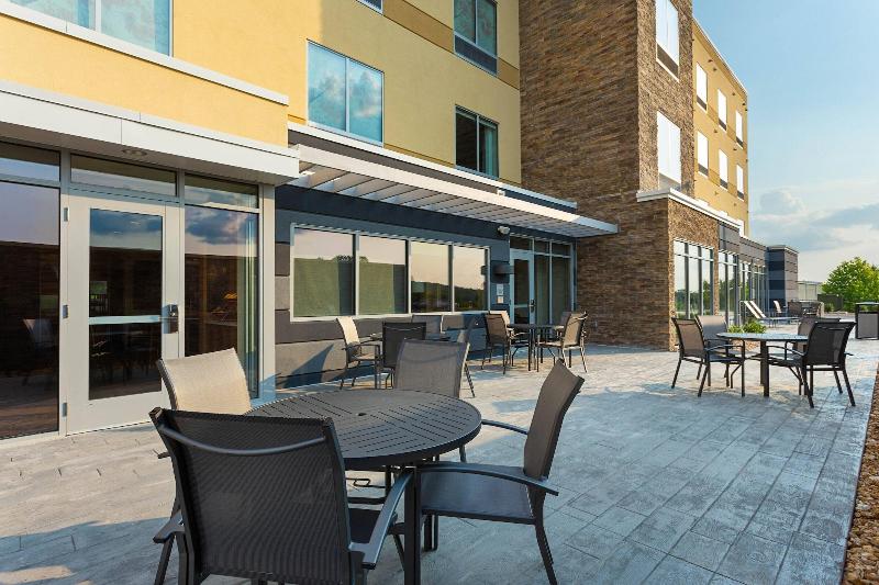 Fairfield Inn & Suites by Marriott Rolla image