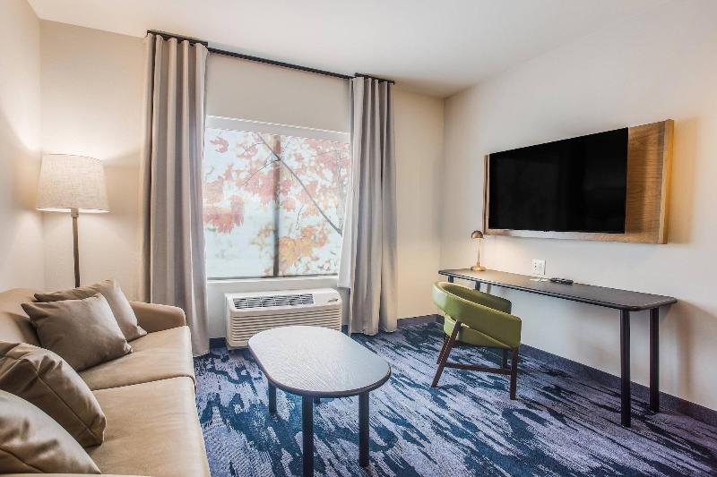 Fairfield Inn & Suites by Marriott Rolla image
