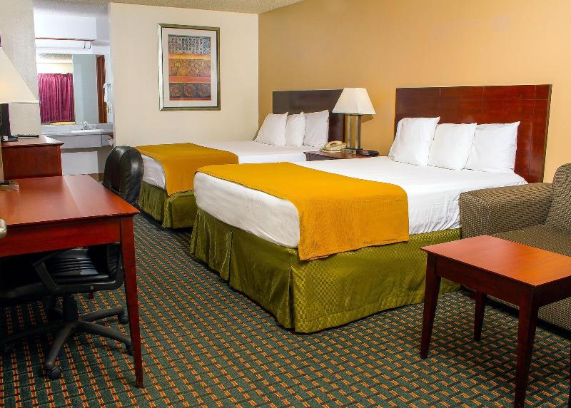 Budget Inn And Suites image