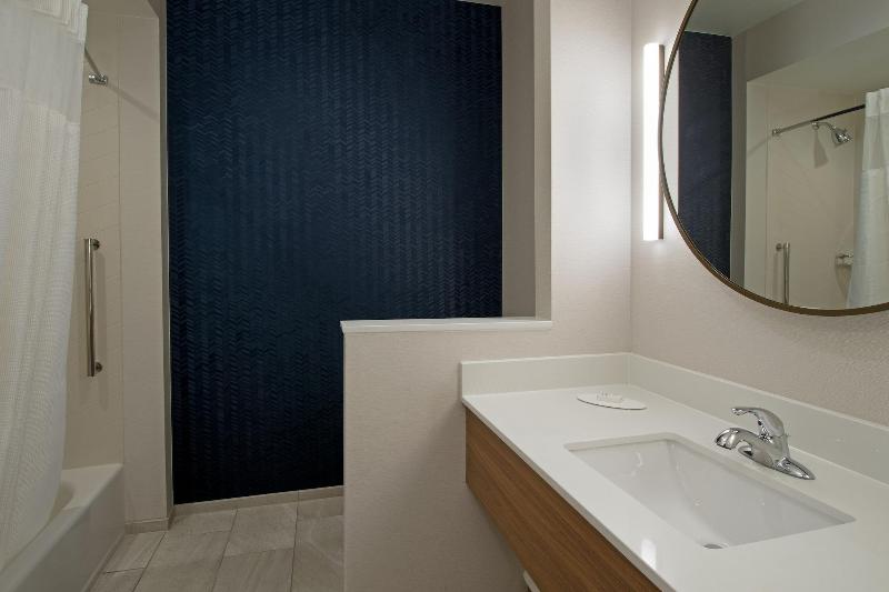 Fairfield Inn & Suites Duncan image
