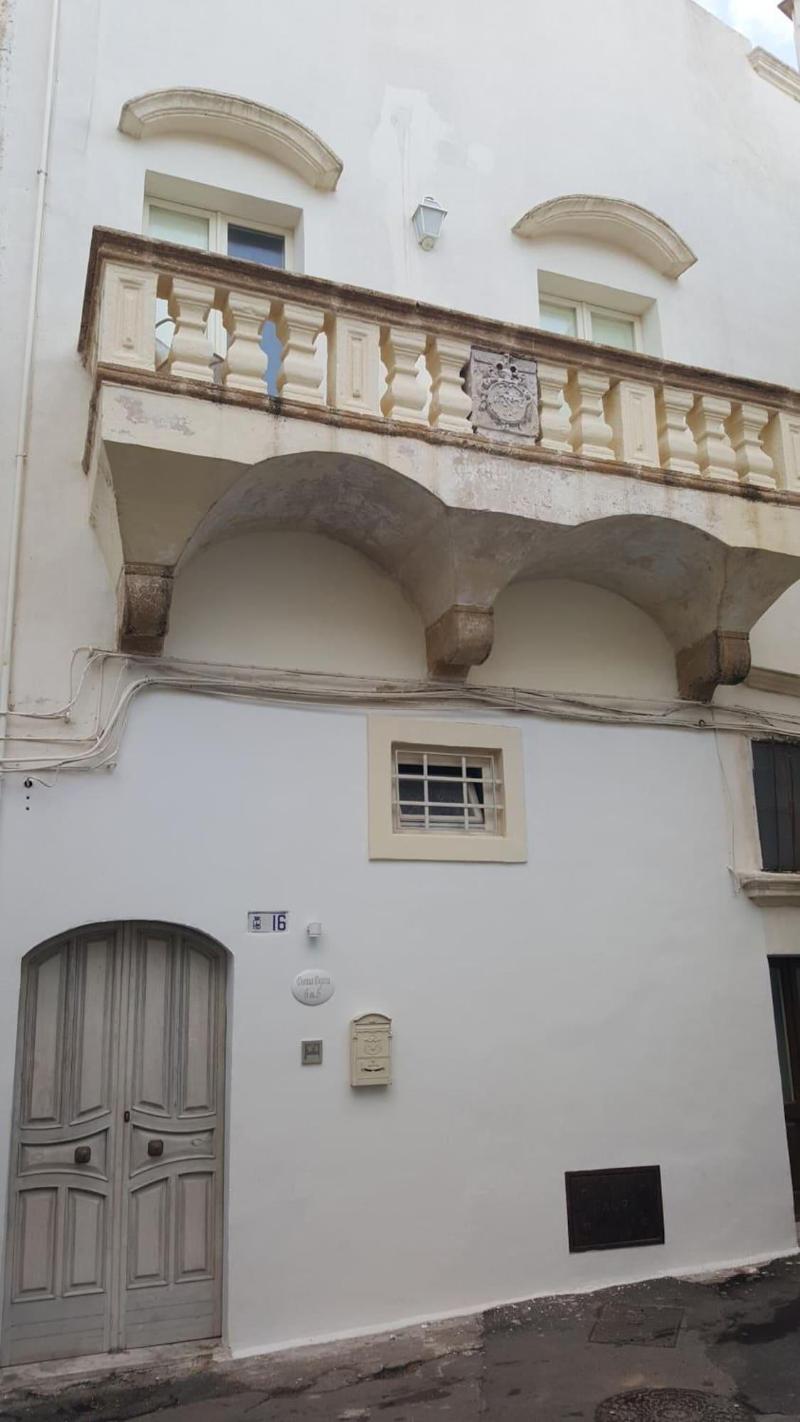 Domus Dejana image