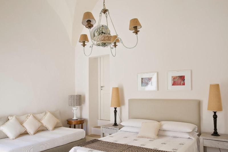 Domus Dejana image