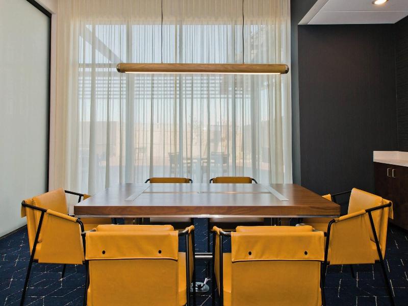 Courtyard By Marriott Rapid City