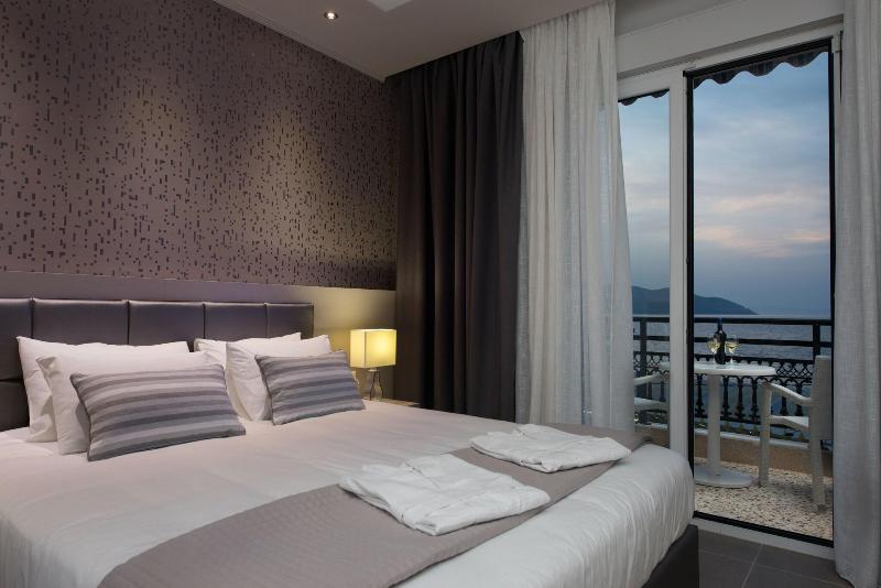Angelica Hotel image