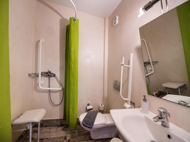 Ilianthos Apartments & Studios image