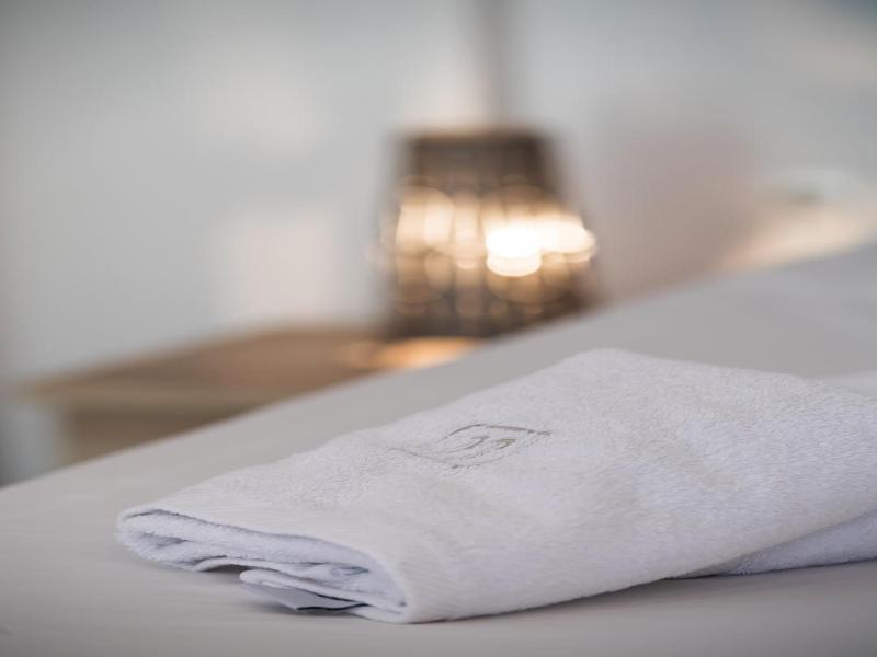 Ilianthos Apartments & Studios image