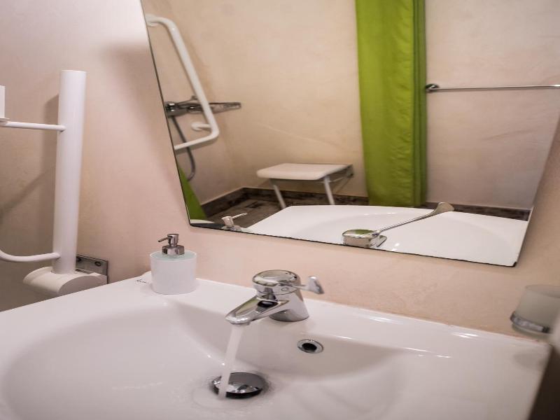 Ilianthos Apartments & Studios image