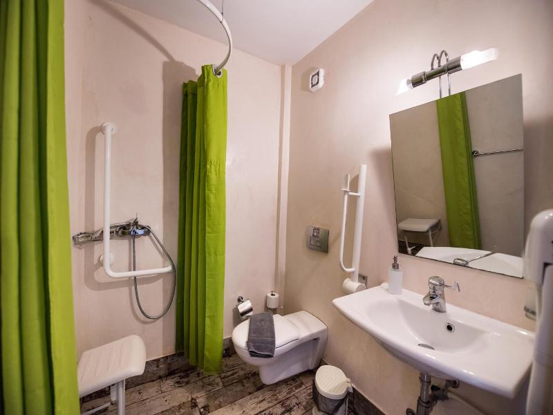 Ilianthos Apartments & Studios image
