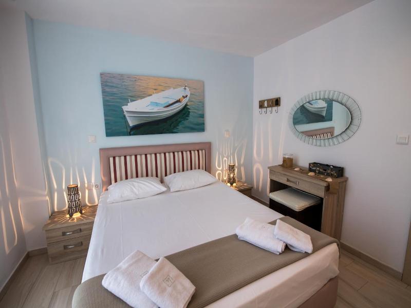 Ilianthos Apartments & Studios image