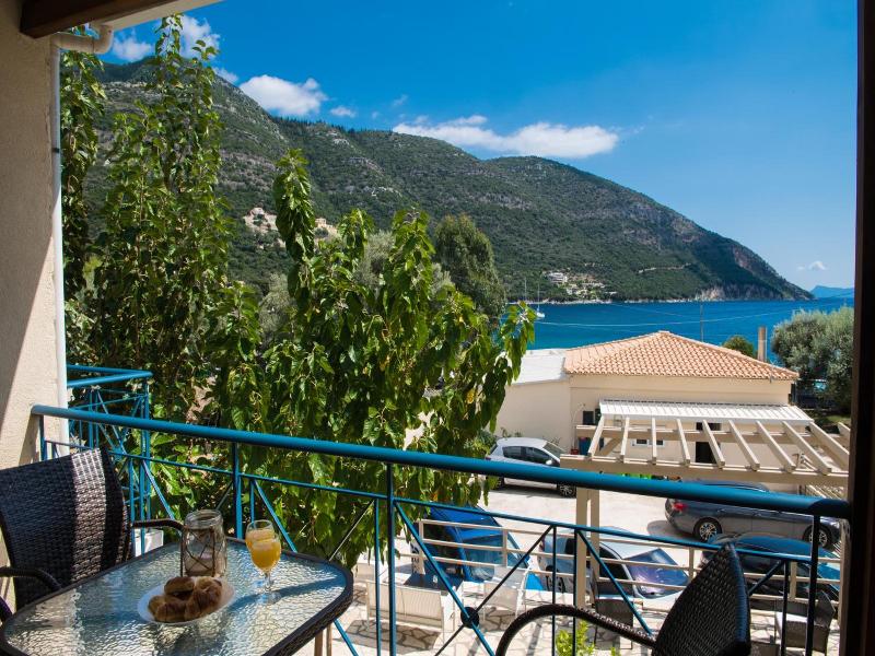 Ilianthos Apartments & Studios image