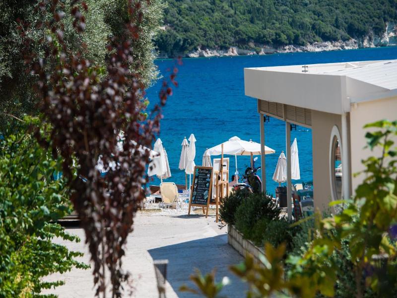 Ilianthos Apartments & Studios image