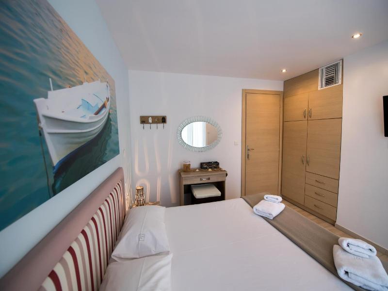 Ilianthos Apartments & Studios image