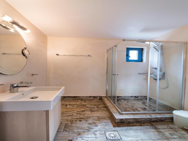Ilianthos Apartments & Studios image
