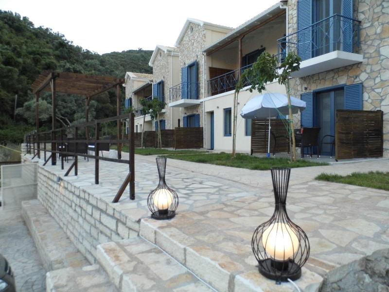 Ilianthos Apartments & Studios image