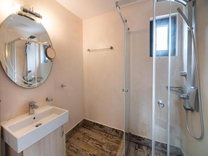 Ilianthos Apartments & Studios image