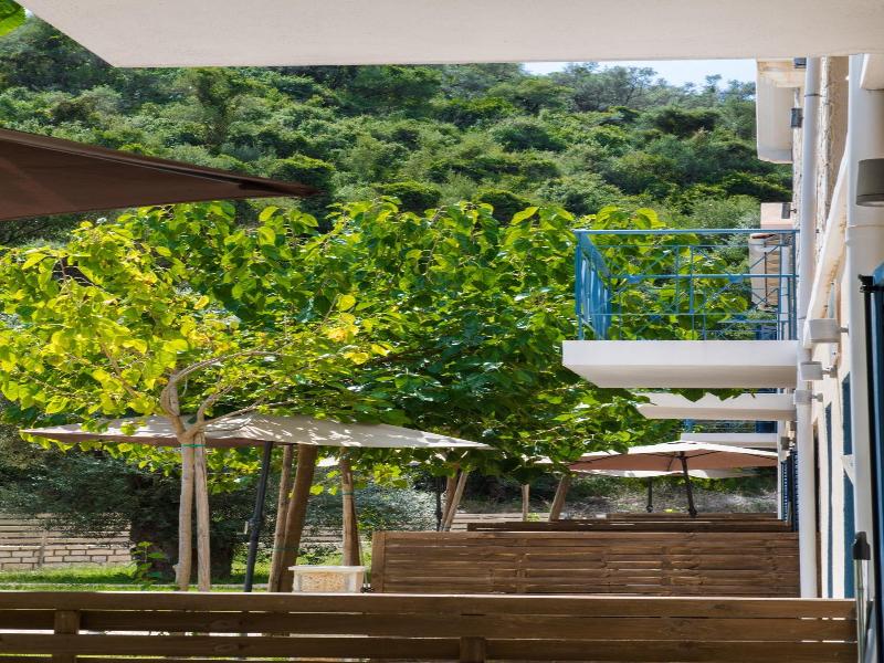 Ilianthos Apartments & Studios image