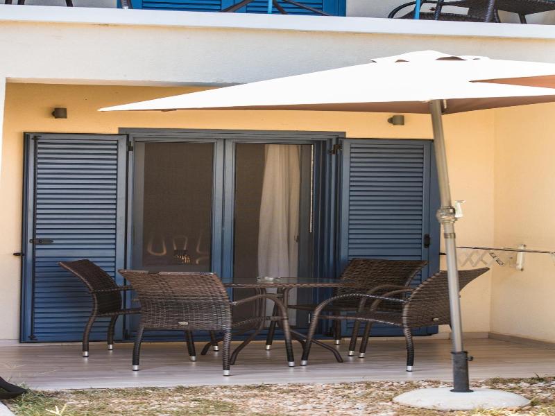 Ilianthos Apartments & Studios image