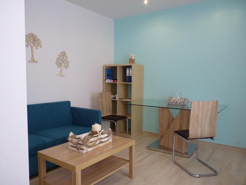 Ilianthos Apartments & Studios image