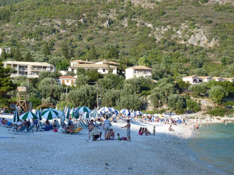 Ilianthos Apartments & Studios image