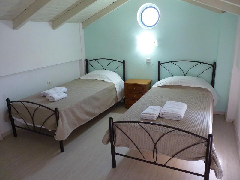 Ilianthos Apartments & Studios image