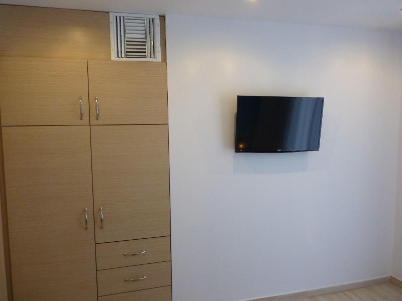 Ilianthos Apartments & Studios image