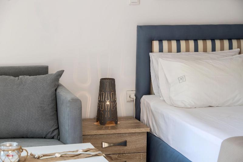 Ilianthos Apartments & Studios image