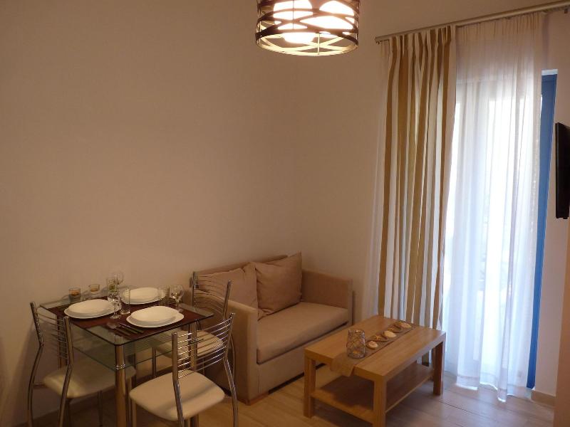 Ilianthos Apartments & Studios image