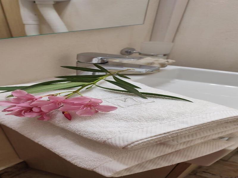 Ilianthos Apartments & Studios image