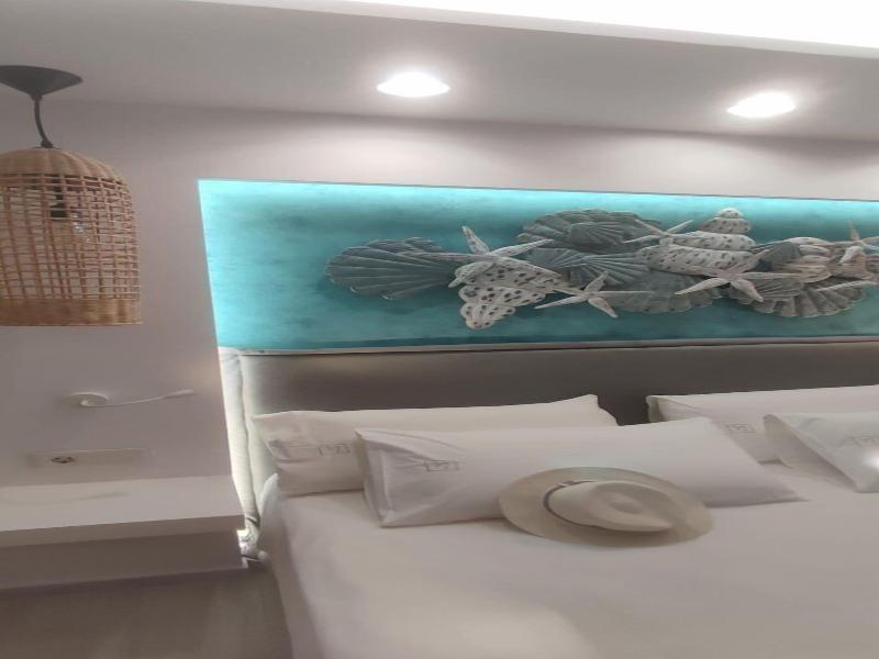 Ilianthos Apartments & Studios image
