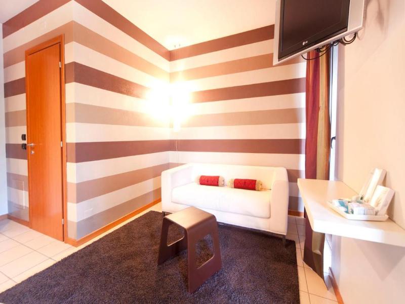 Agorà Hotel image