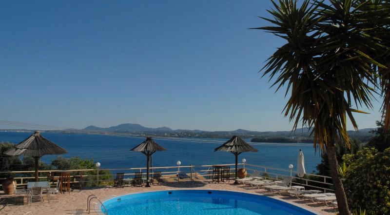 Stefanos Place image
