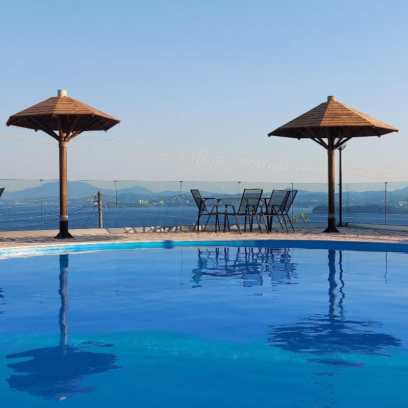 Stefanos Place image