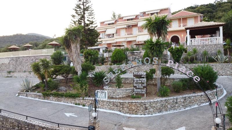 Stefanos Place image