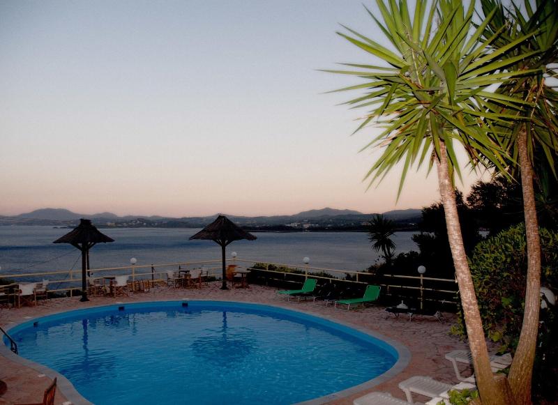 Stefanos Place image