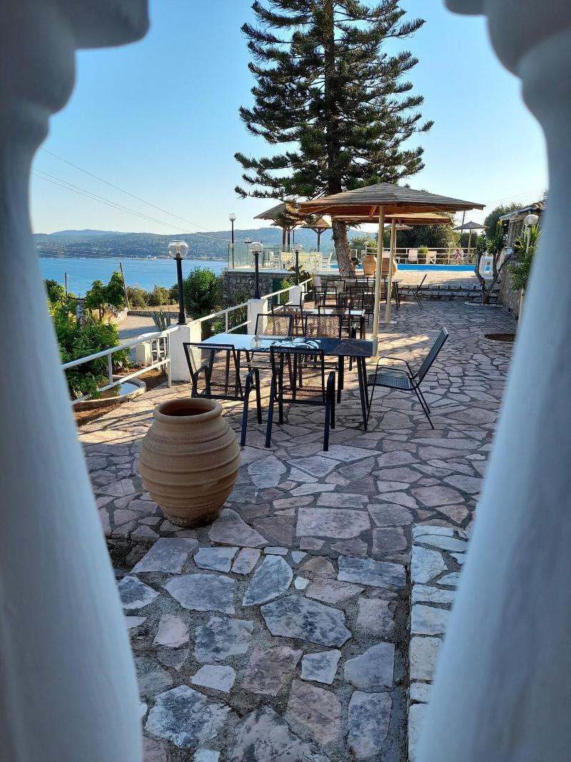Stefanos Place image