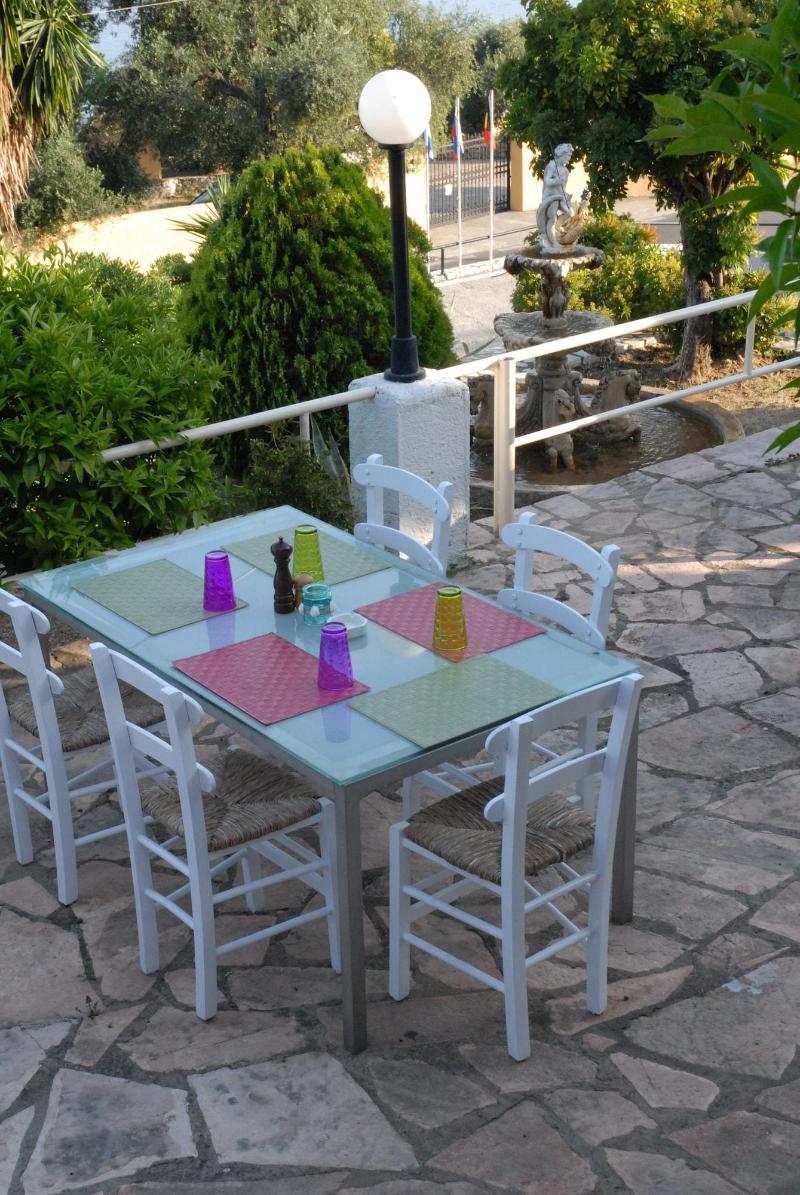 Stefanos Place image