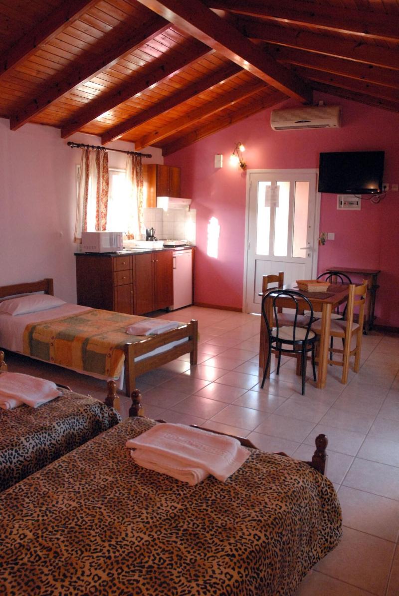 Stefanos Place image