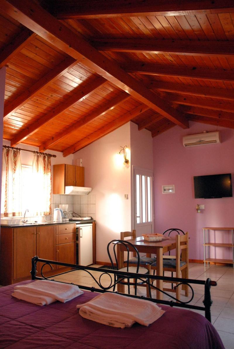 Stefanos Place image