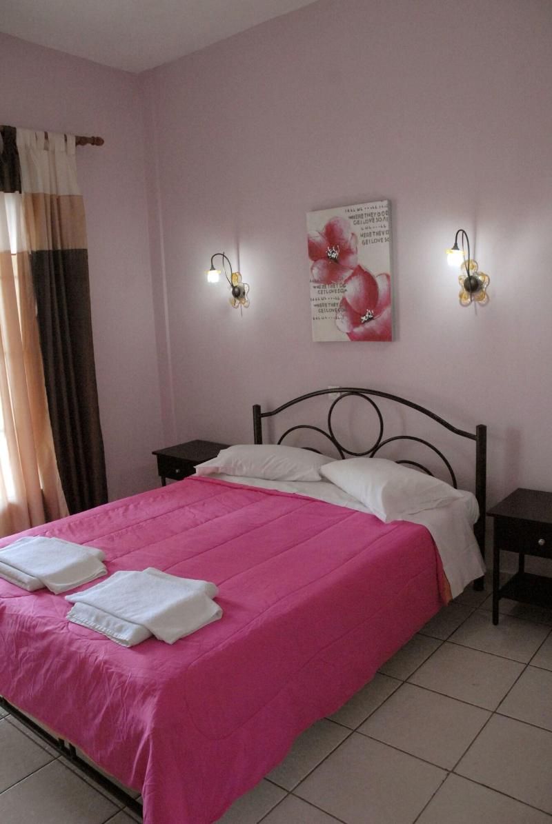 Stefanos Place image