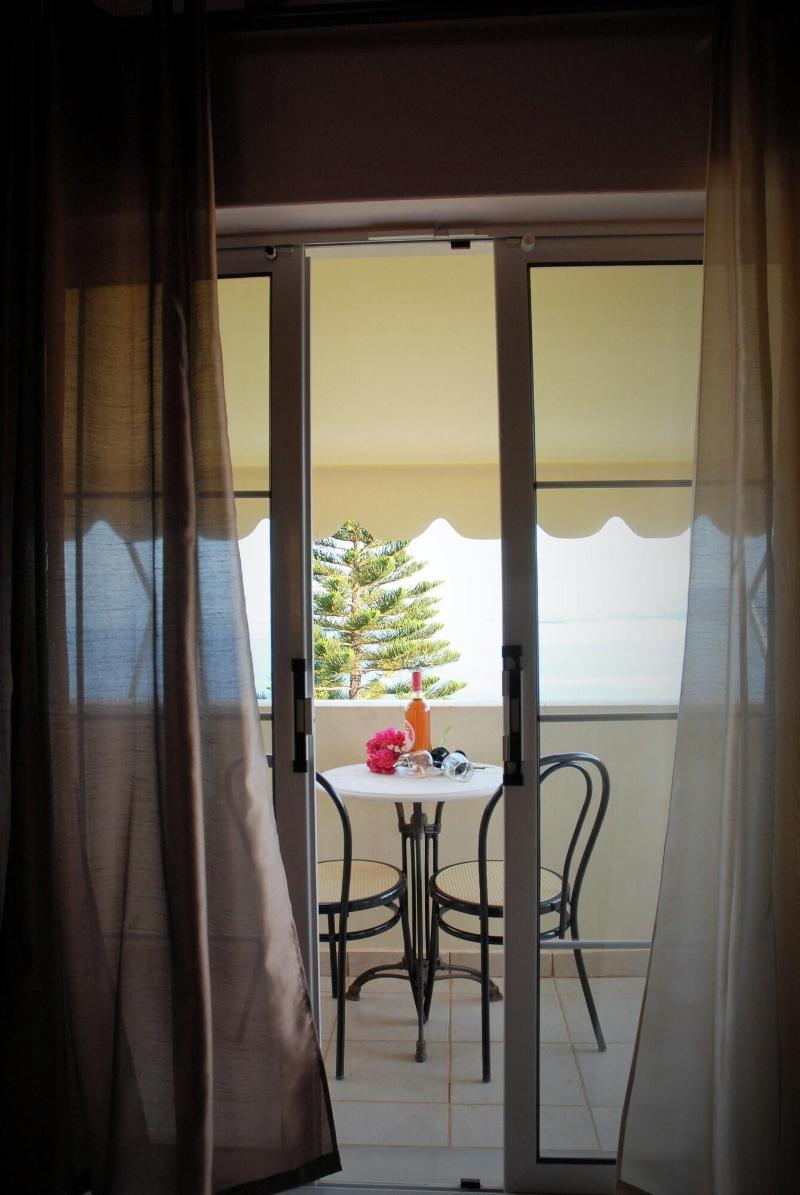 Stefanos Place image