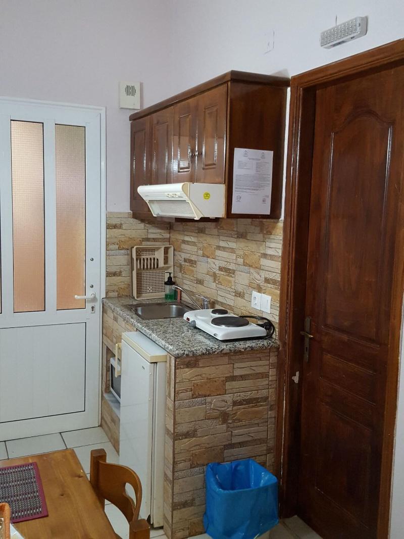 Stefanos Place image