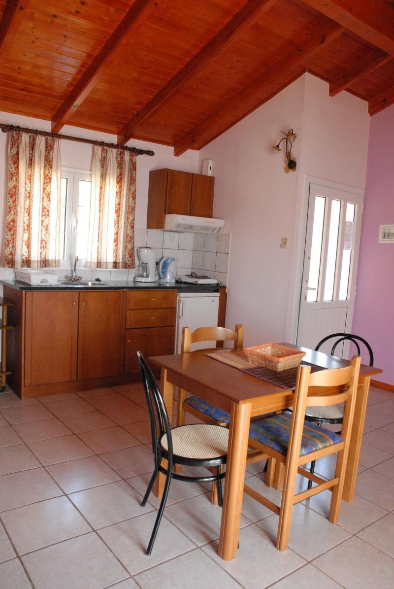 Stefanos Place image