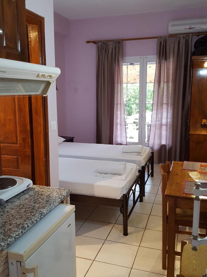 Stefanos Place image