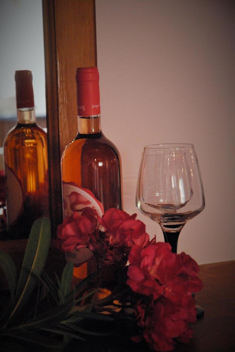 Stefanos Place image