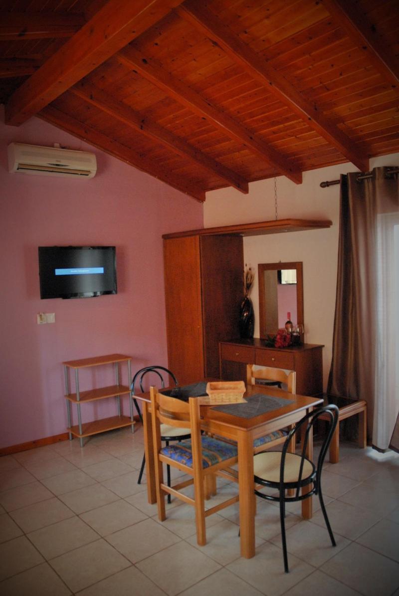 Stefanos Place image