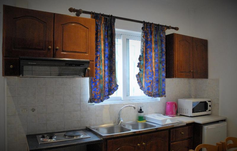 Stefanos Place image