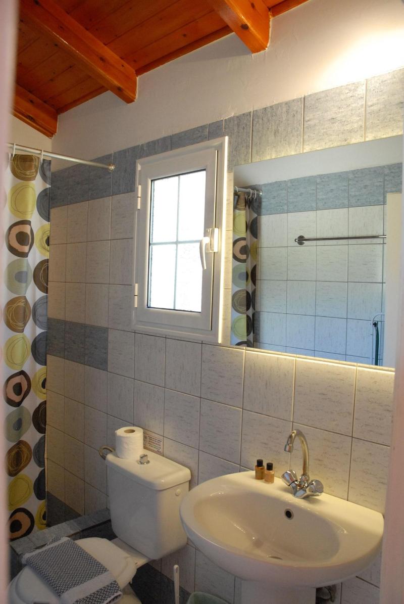 Stefanos Place image