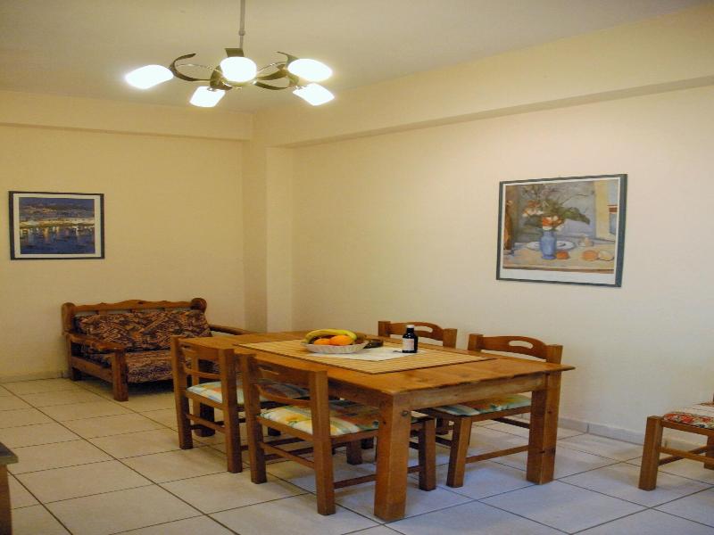 Stefanos Place image