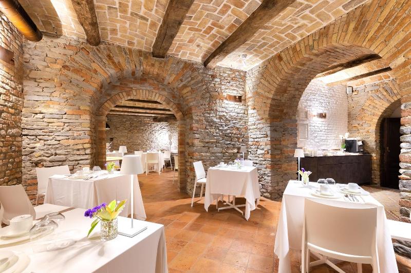 Relais Villa Del Borgo image